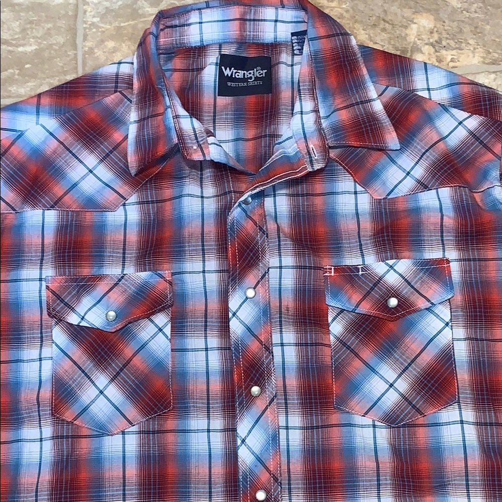 **Last chance** Wrangler Men's Red Plaid Shirt - Picture 2 of 7